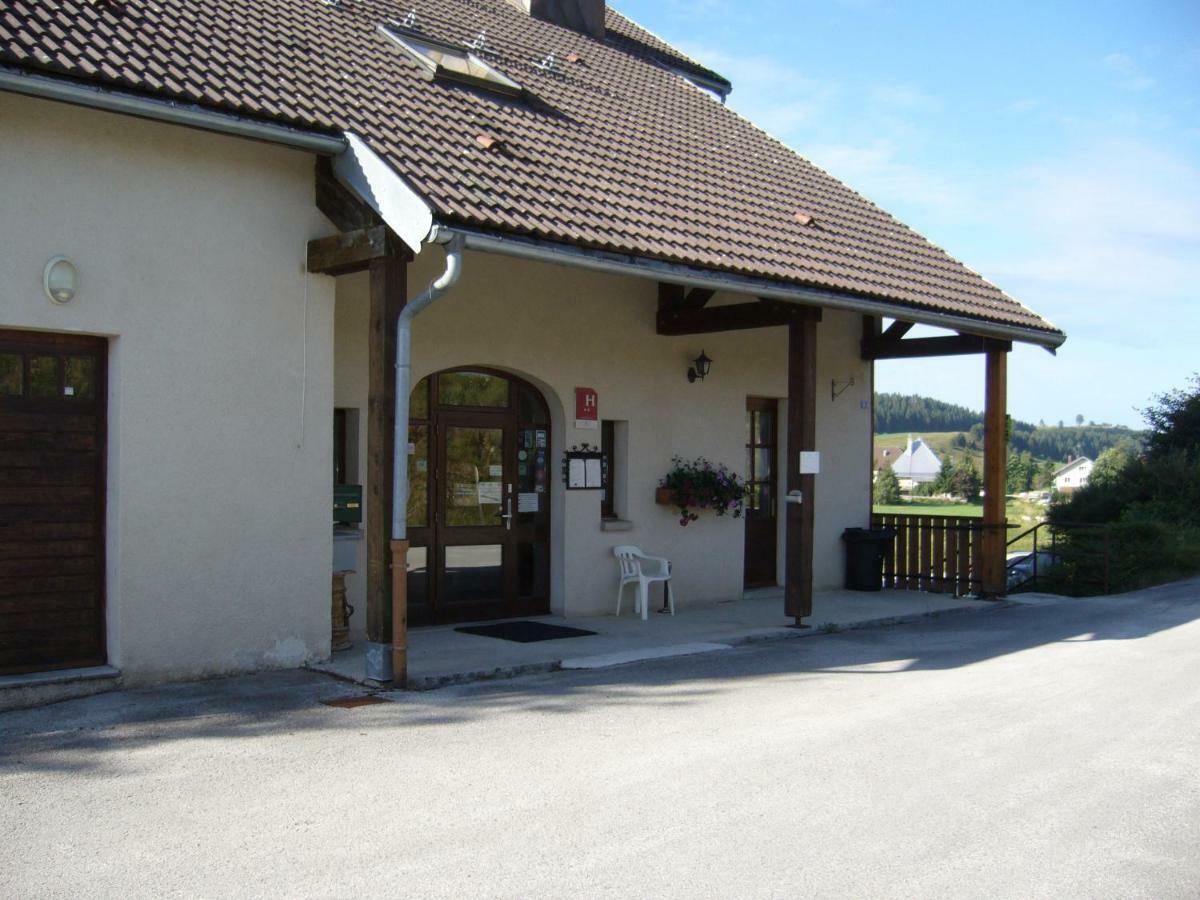 Hotel Auberge Du Grand Git La Chaux Neuve Exterior photo
